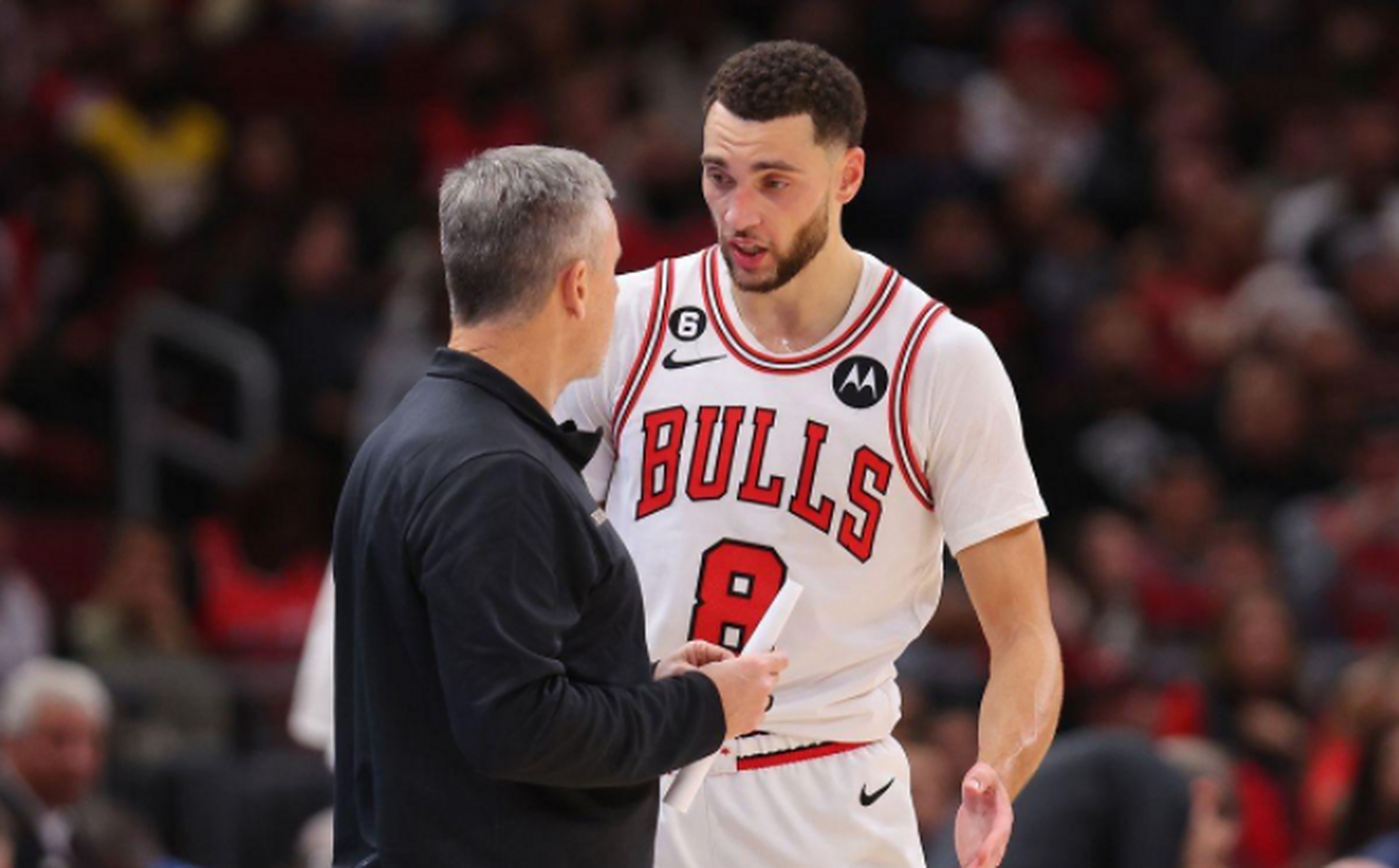 欧篮联国际比赛日再迎强敌，芝加哥公牛造点机会，主帅态度：悬念犹存，轮换策略成焦点的简单介绍