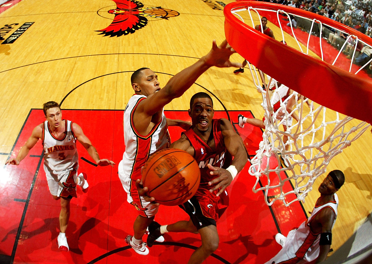 欧篮联国际比赛日再迎强敌，芝加哥公牛造点机会，主帅态度：悬念犹存，轮换策略成焦点的简单介绍