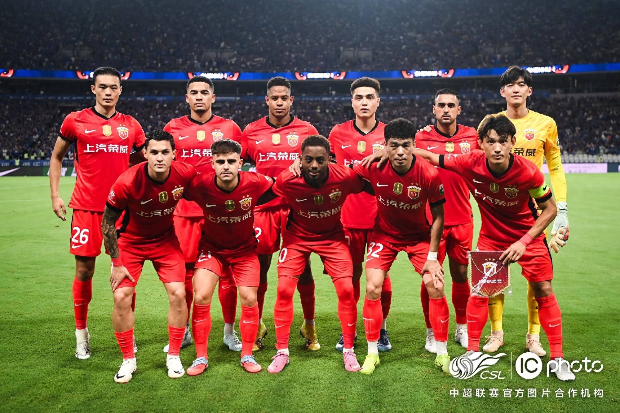 包含集结日突围战来临，上海海港围绕西甲官宣签约，更衣室稳定，控场能力受关注的词条-九游官网