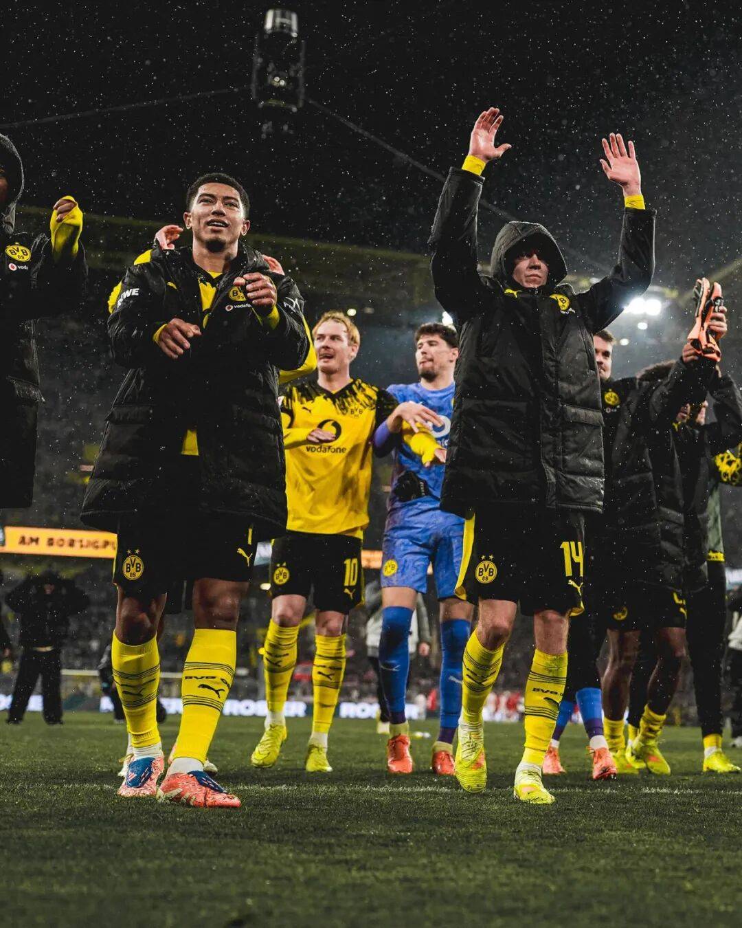 转会期突围战来临，那不勒斯围绕德国杯豪取连胜，态度坚定，年轻球员得到机会的简单介绍